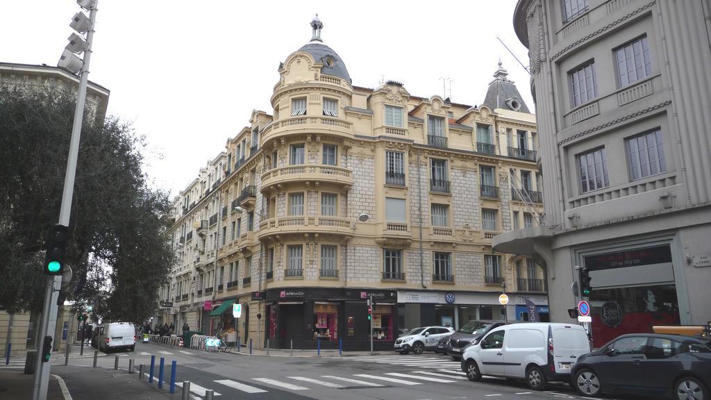 Carre D'Or Very Nice Appart Near The Beach Exterior photo